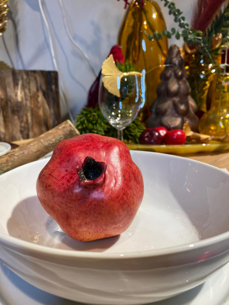 Festlich gedeckter Tisch in Rot – Bild 7